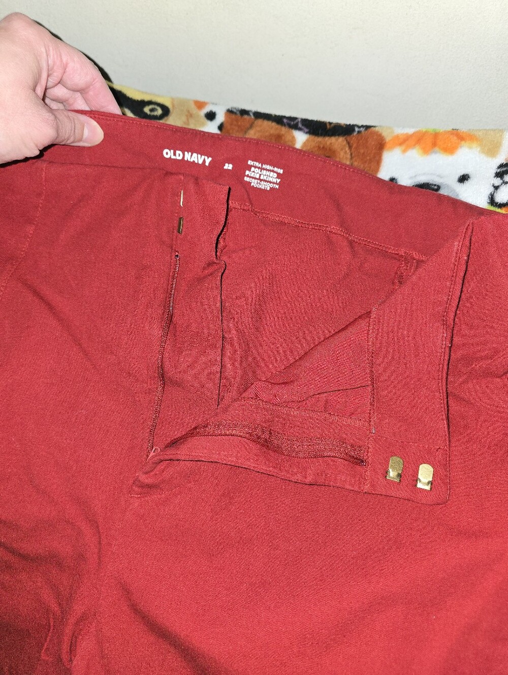 Old Navy Red Womens Pixie Pants Size 22 - Picture 3 of 3